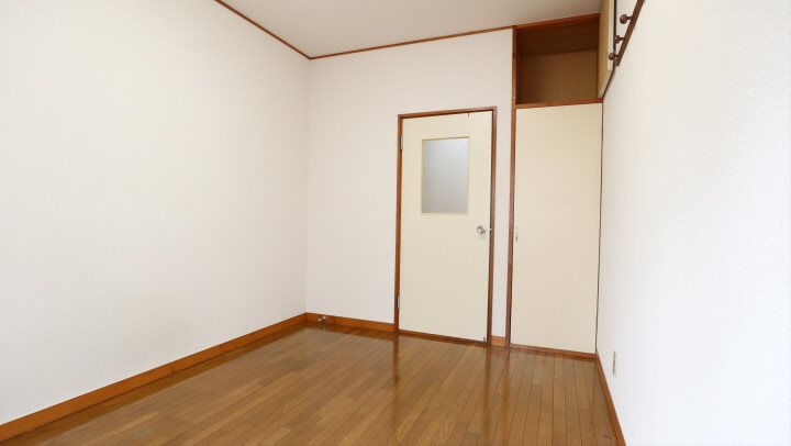 ナゴヤハイツ 玄関