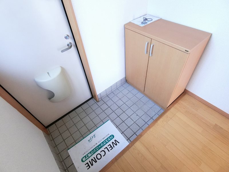 サンソアラD棟 玄関