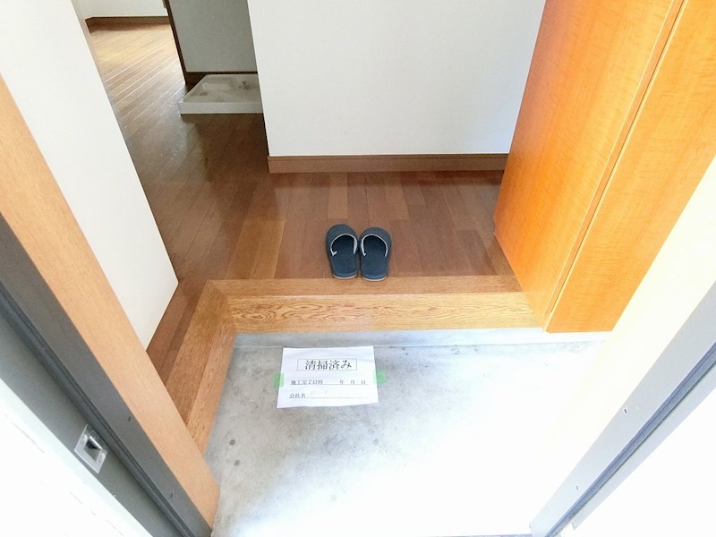 フイユルージュ　当社管理物件   玄関