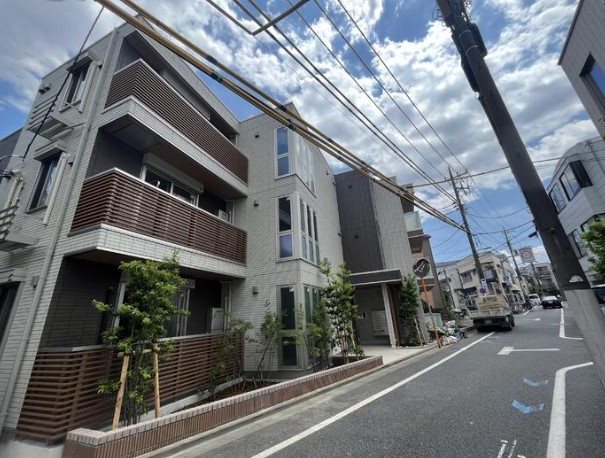 ヴィラルミナス羽根木 外観