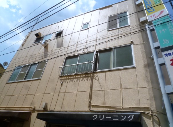 間橋ビル 外観