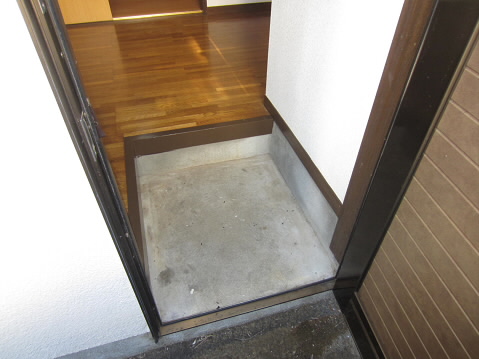 リヴェール鈴木    玄関