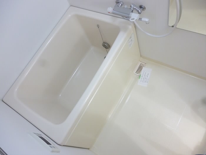 ドゥバン・ロテル・ド・ヴューユ  風呂画像