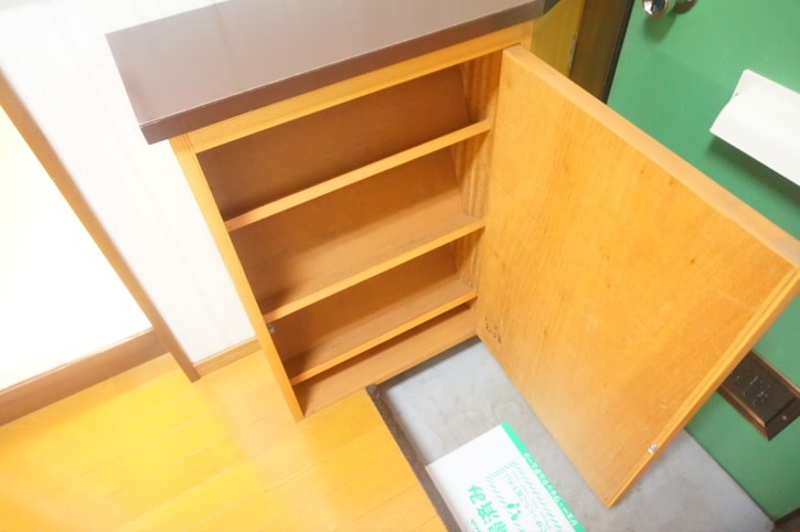 第1本多荘  玄関