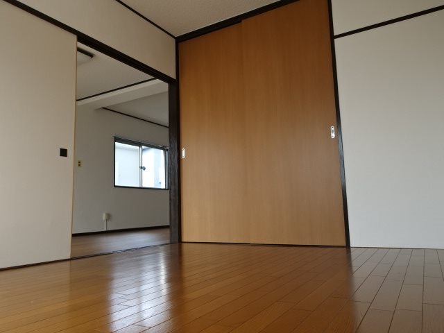 ベッドルーム
