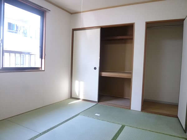 ベッドルーム