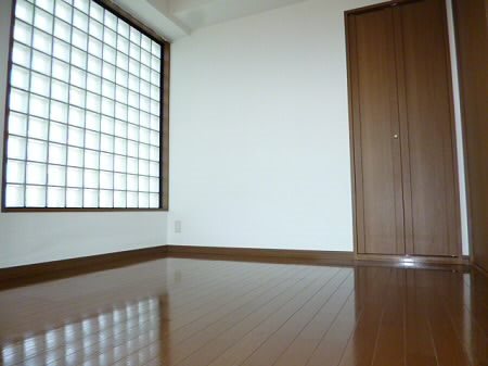 ベッドルーム