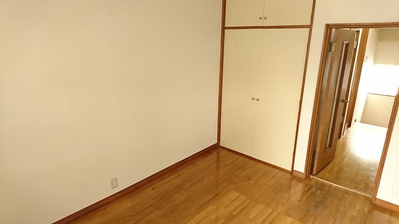 ベッドルーム