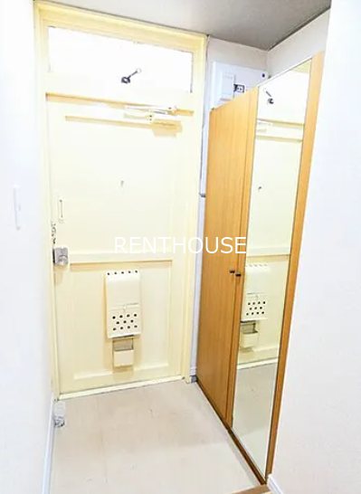 京王多摩川コーポラス   玄関