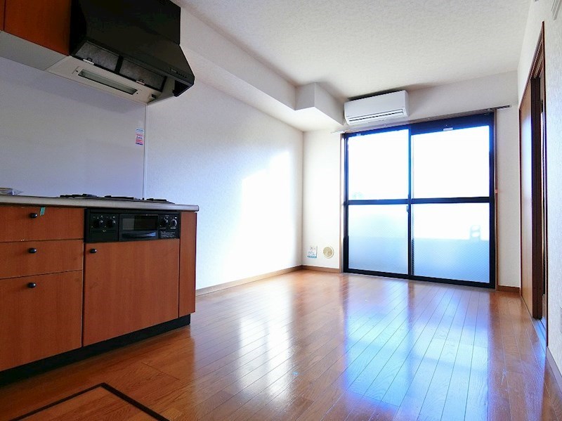 ＶＥＲＤＯＮＥ（ヴェルドーネ） リビング