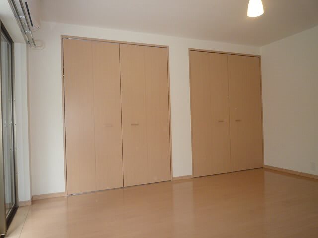 ベッドルーム
