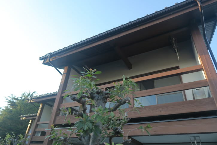 タシガン 外観