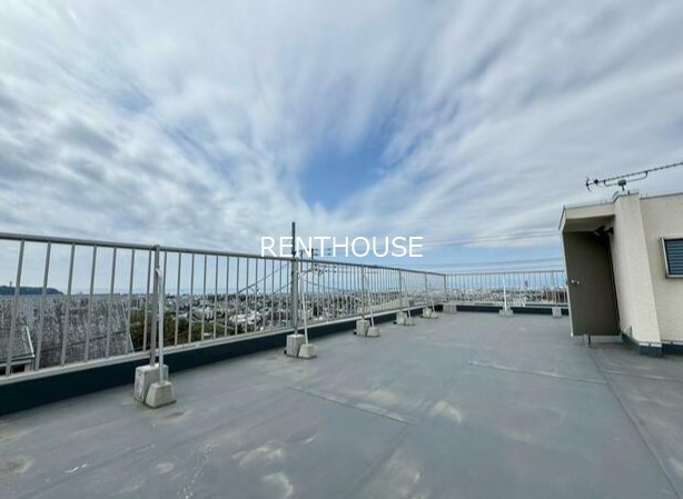 片瀬山1丁目戸建 ベランダ