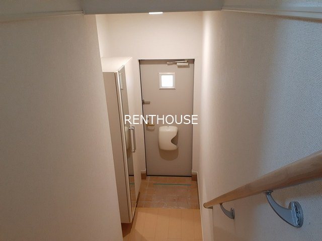 ミヨジュピターB 玄関