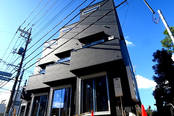 若葉町タウンハウス 外観