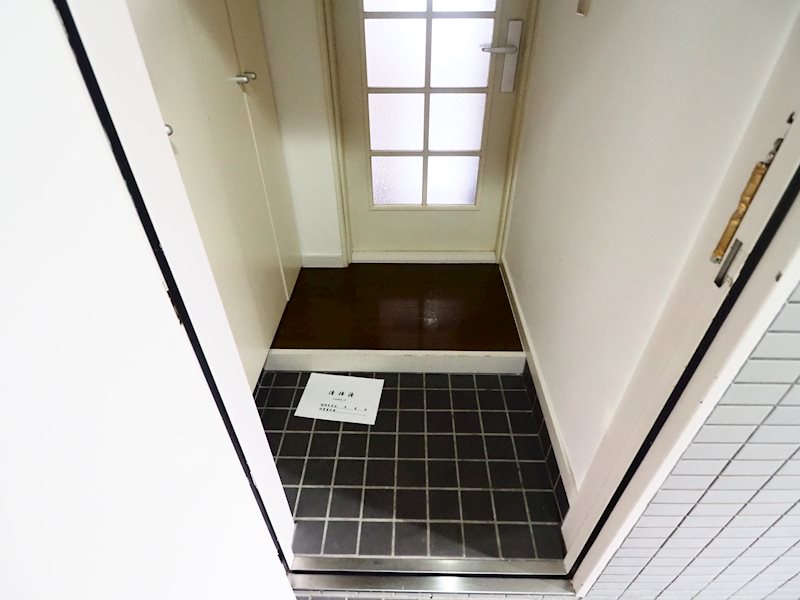 メゾンタカハシ 玄関