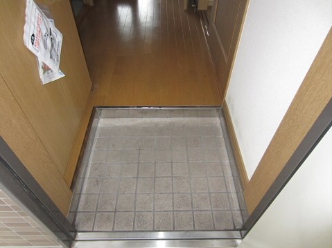 クレールドゥムール 玄関