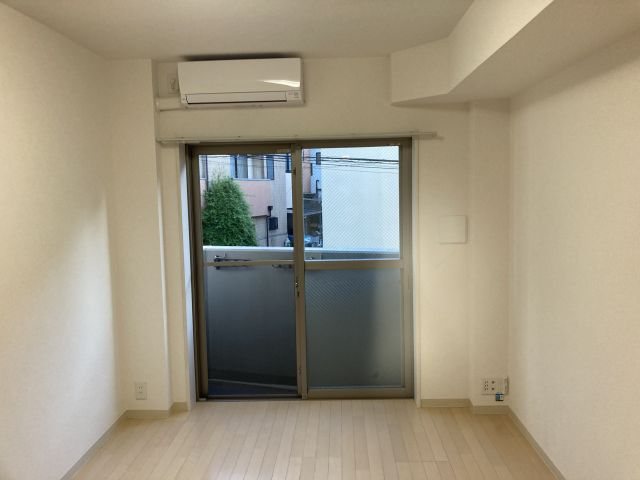 ベッドルーム