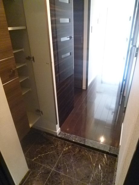 スパシエエクレクト  玄関