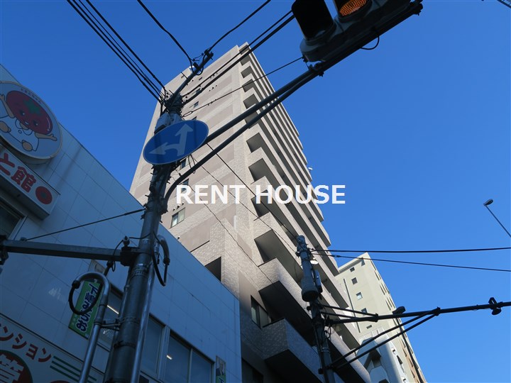 ロイヤル笹塚 外観