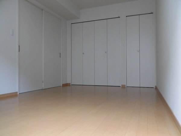 ベッドルーム