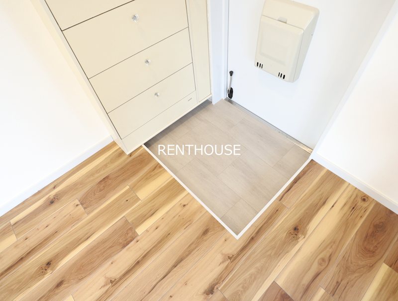 ローズマンション高山   玄関