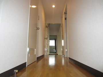 グランドール武戸野　  玄関