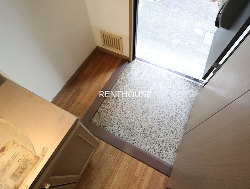 サニーウェル   玄関