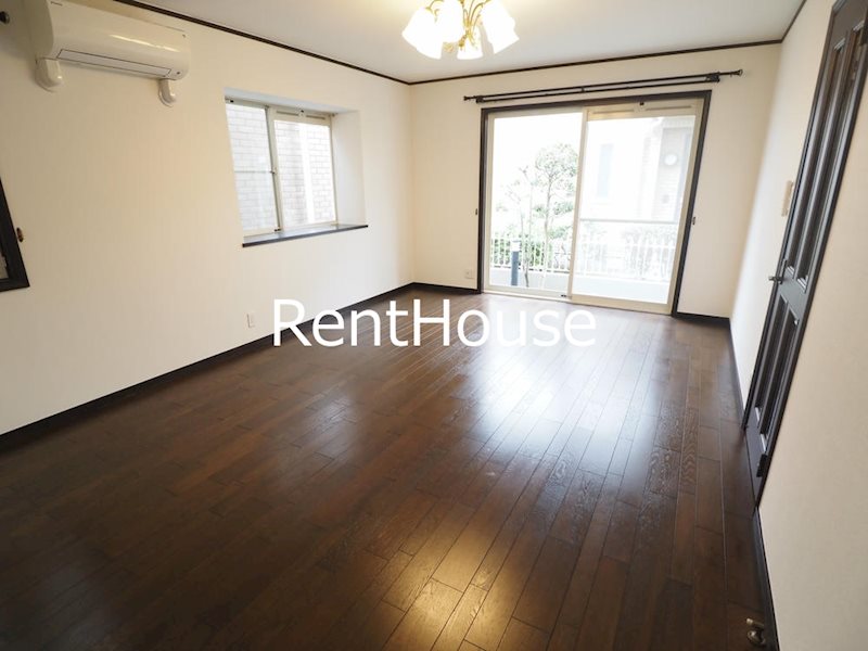 TKフラッツ梅ヶ丘 リビング