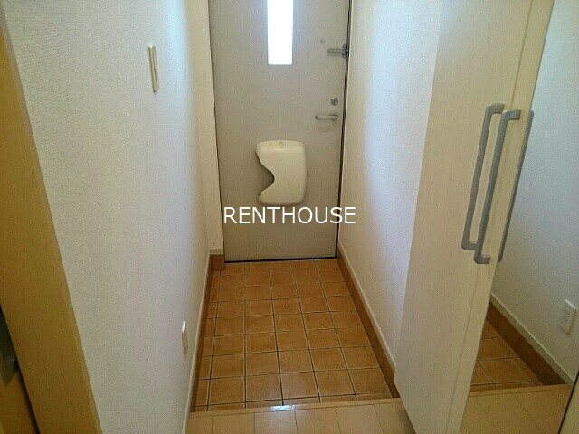 グランデニケ 玄関