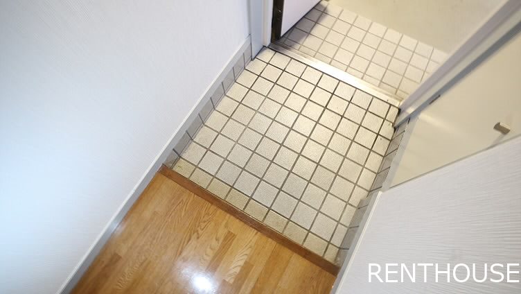 シャルマン成城  玄関