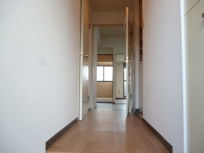 プレステージ府中  玄関