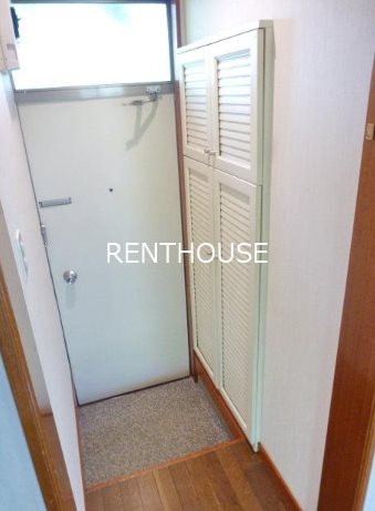 メモリーハウス   玄関