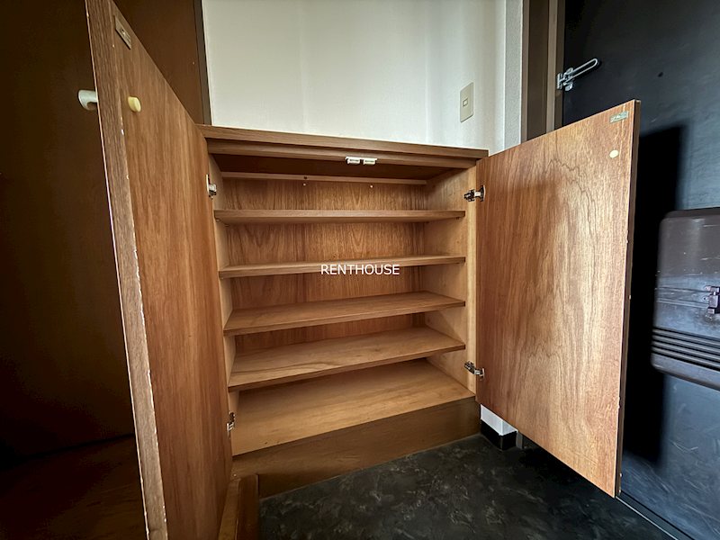 メゾンベルアネックス 【当社管理物件】  玄関