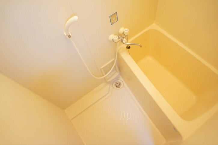 第1本多荘  風呂画像