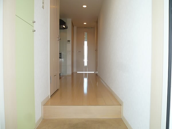 ルビサ―ジュ  玄関