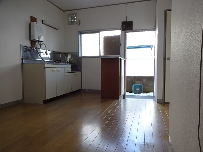 桔梗(ききょう)ハウス リビング