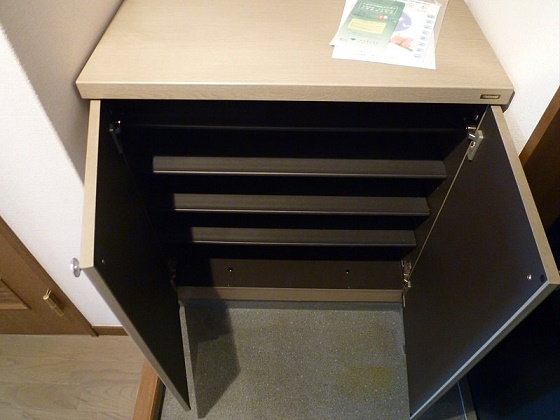 ヴェルドミール白糸台   玄関