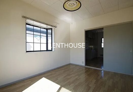 アドバンス多磨B棟 ベッドルーム