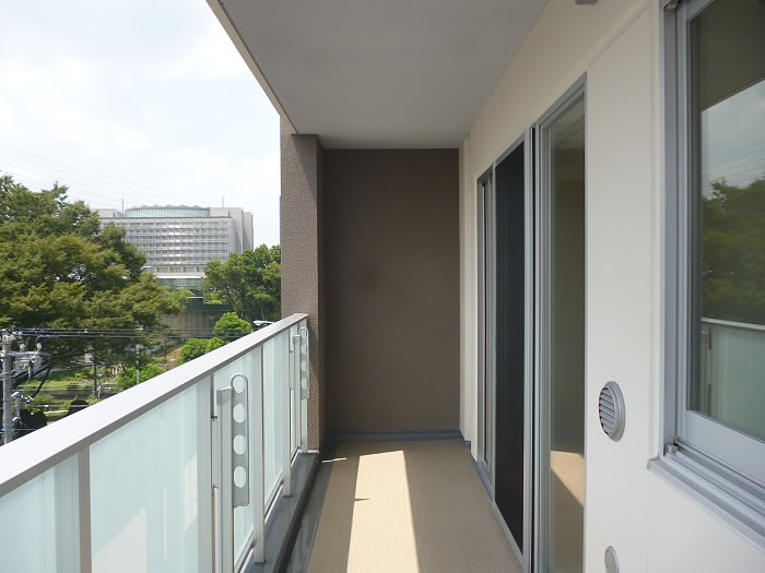 京王府中テラス  ベランダ