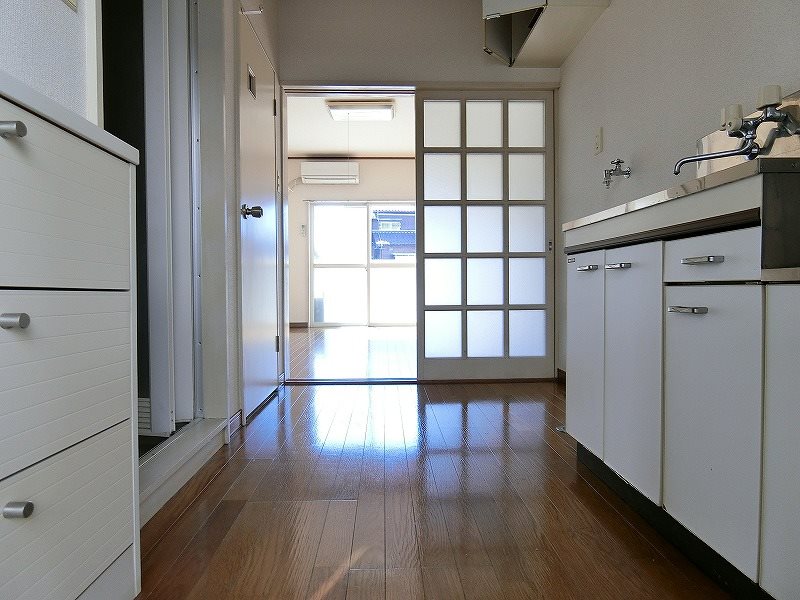 ウィングスI 玄関