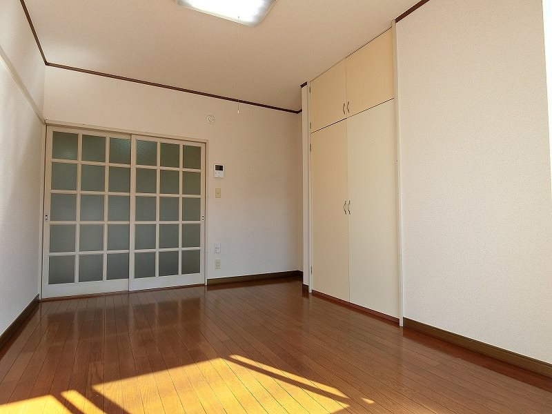 ウィングスI ベッドルーム