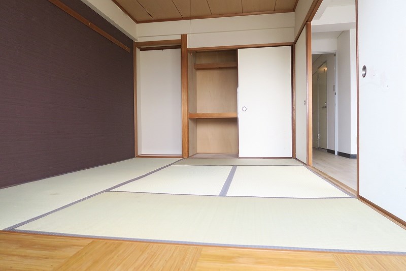 リリーハイム  ベッドルーム