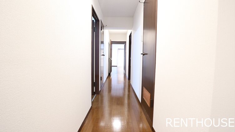 ロイヤルパレス　  玄関