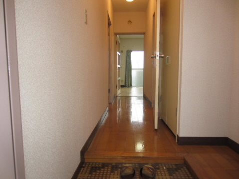 三和マンション  玄関