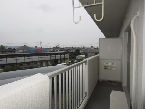 三和マンション  ベランダ
