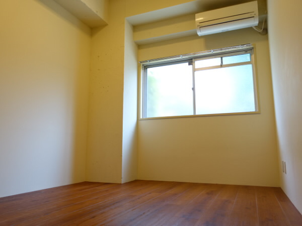 エスタ成田 ベッドルーム