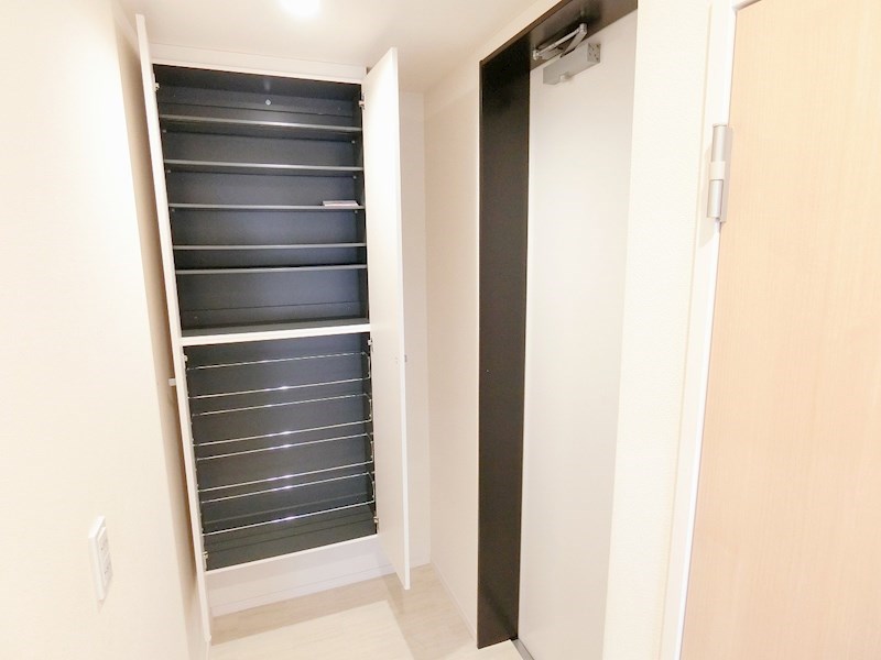 urban house　（アーバンハウス） 当社管理物件 玄関