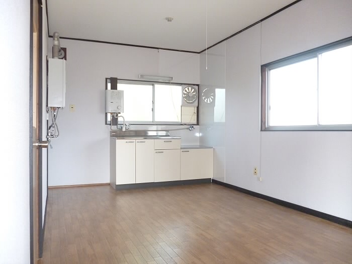 伊藤荘　当社管理物件 リビング