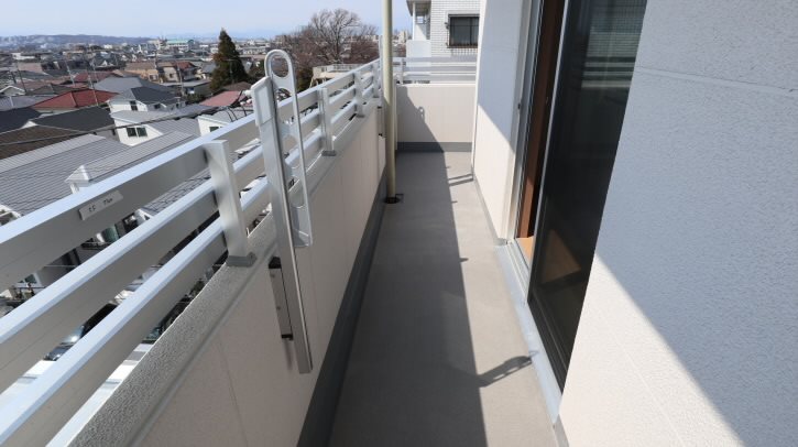 Lien (リアン)   ベランダ